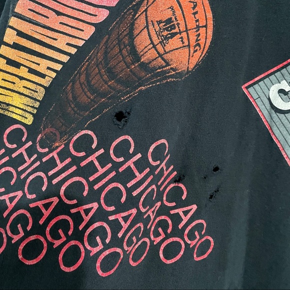 Vintage single stitched 1991 Chicago Bulls tshirt - Picture 5 of 12